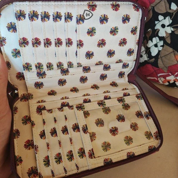 Vera Bradley Floral Purse Bundle 1 Purse and 4 Clutches - Picture 7 of 8